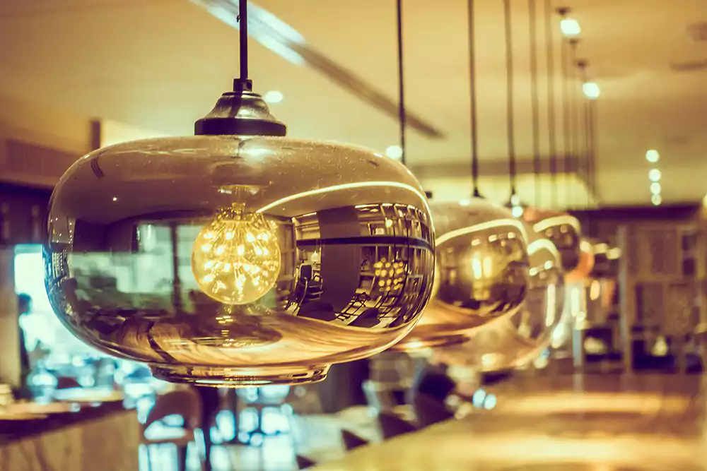 نورپردازی داخلی با نور مصنوعی