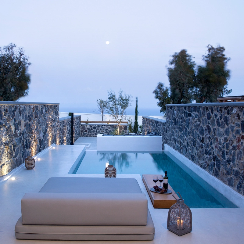 معایب میکروسمنت استخر