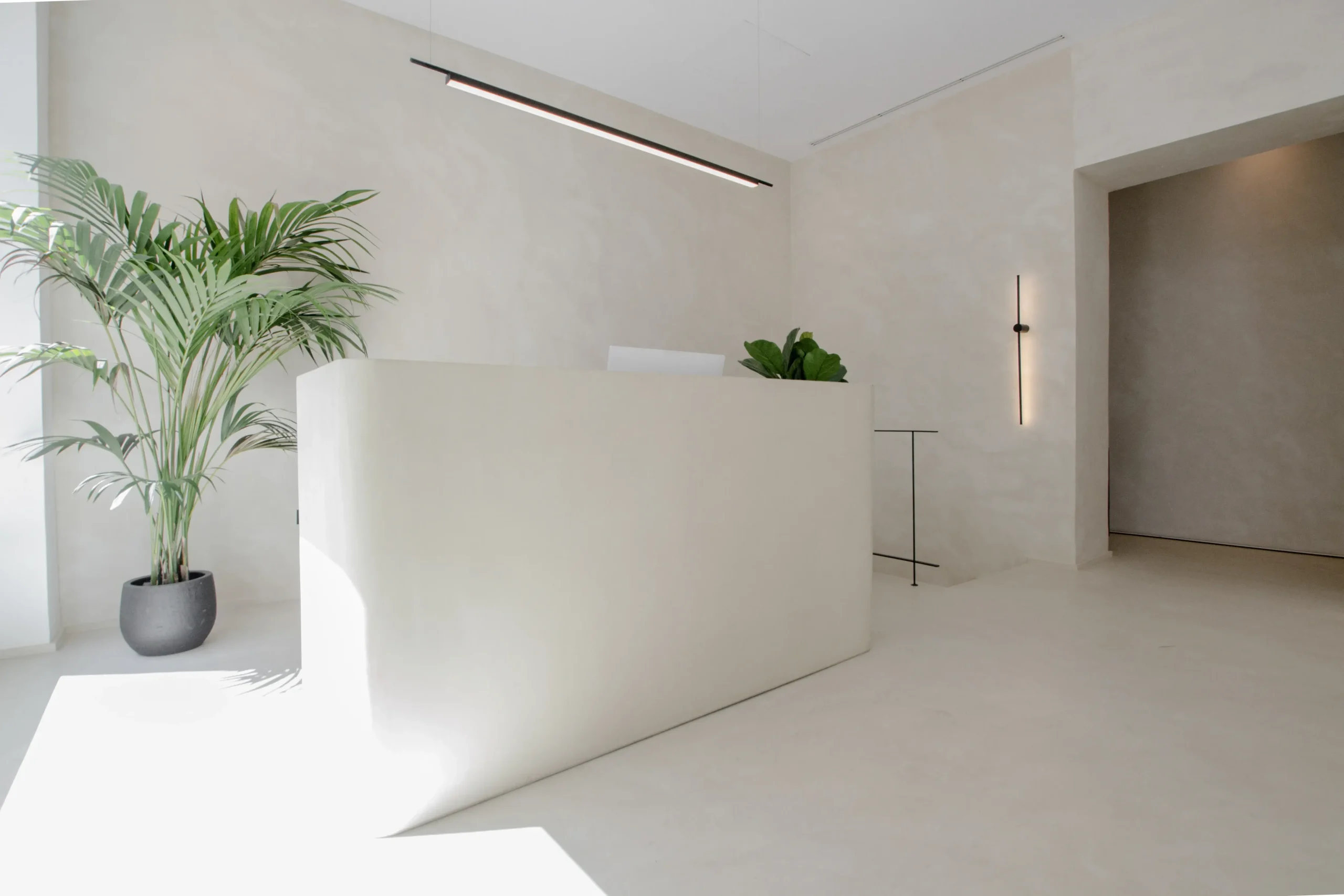 استفاده از میکروسمنت دفتر کار