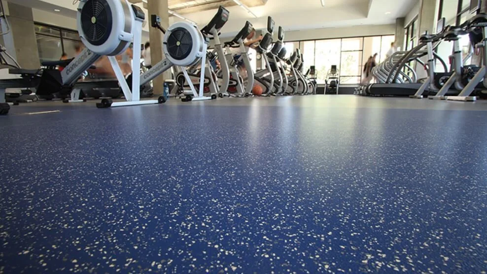 کفپوش ورزشی برای باشگاه بدنسازی