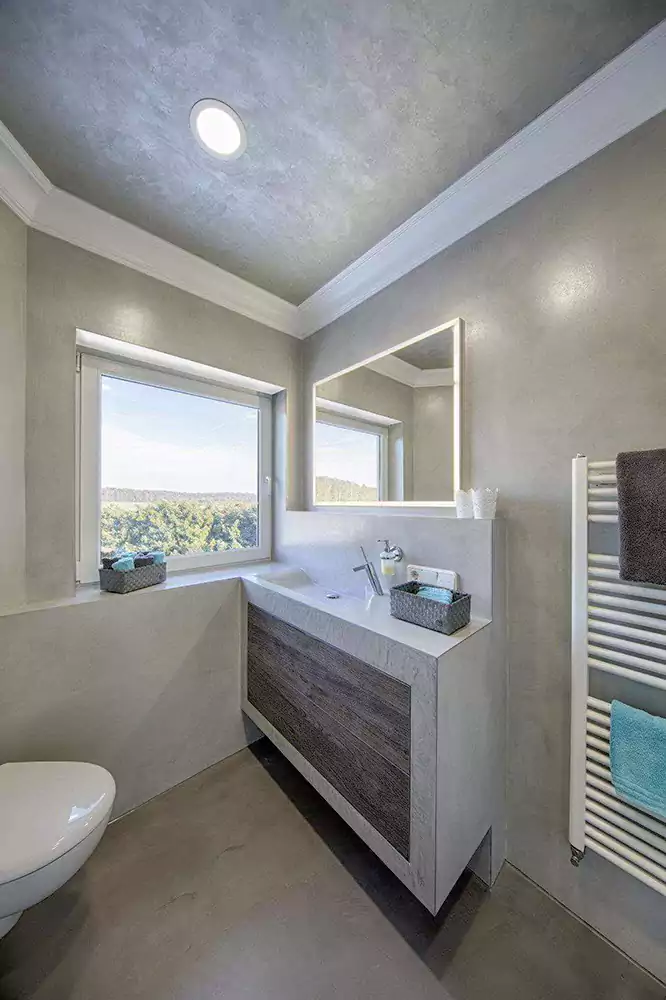 اجرای میکروسمنت ضدآب در حمام، کابین دوش و دیوار سرویس بهداشتی