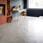 نمونه واقعی اجرای میکروسمنت با بافت مینیمال و ظاهر یکپارچه